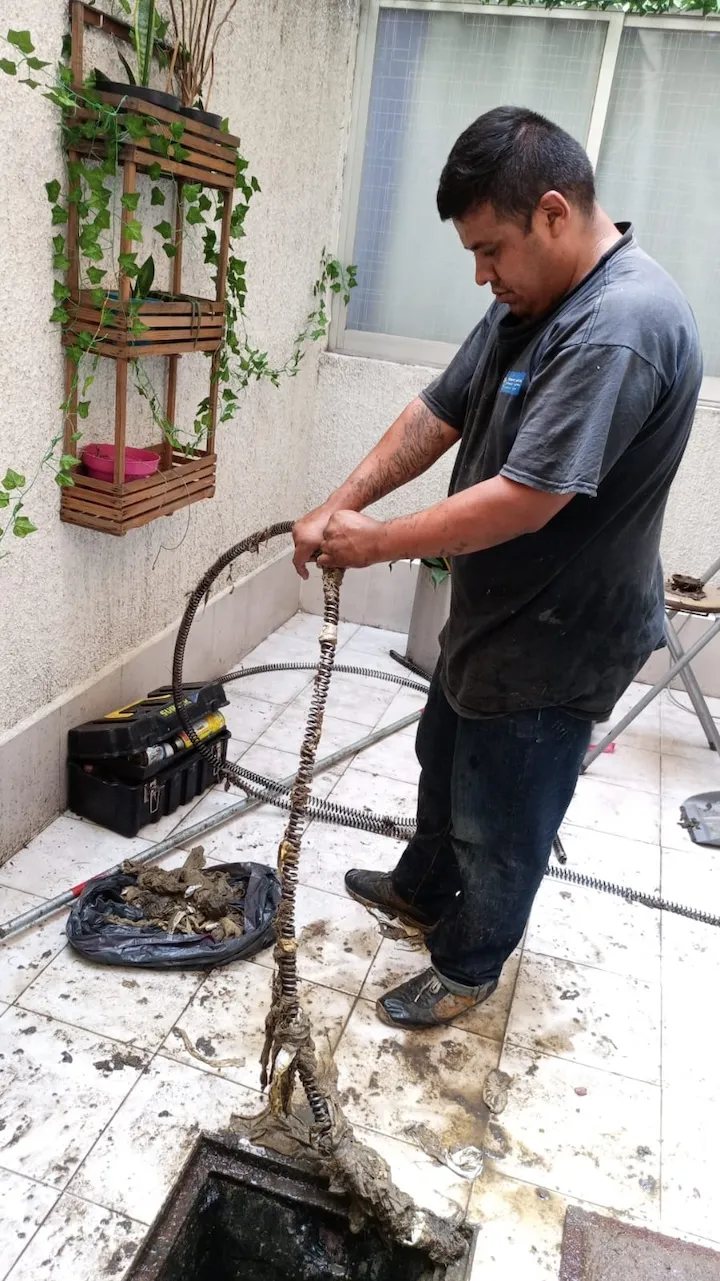 Servicio de Plomería en la Colonia 2da del Moral del Pueblo Tetelpan