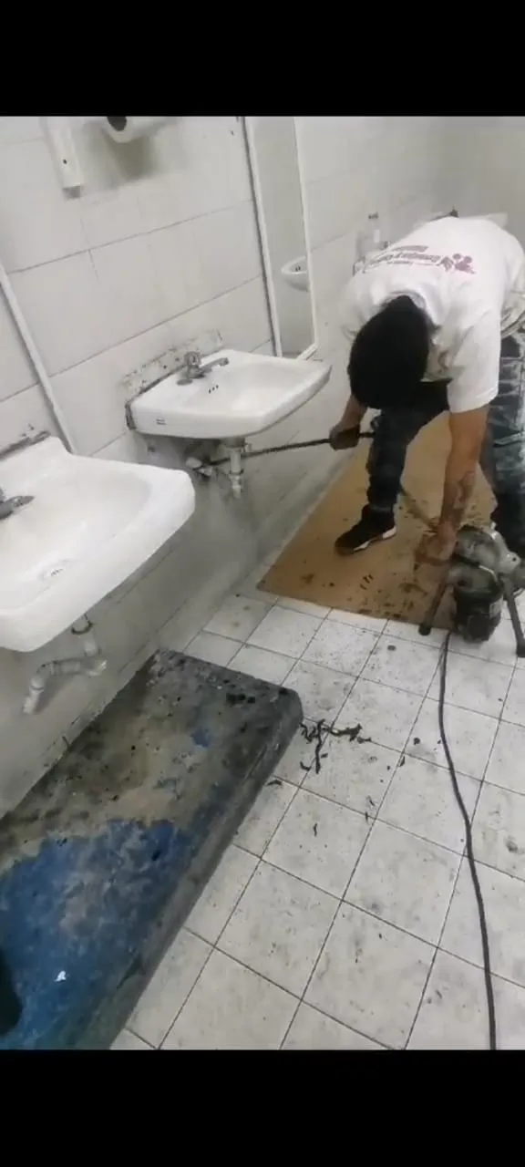 Servicio de Plomería en la Colonia Pueblo Santa Lucía Chantepec